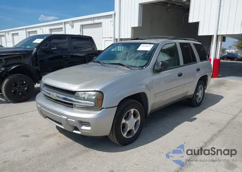 2008 Chevrolet Trailblazer Fleet from USA, damaged, VIN 1GNDS13S582107115